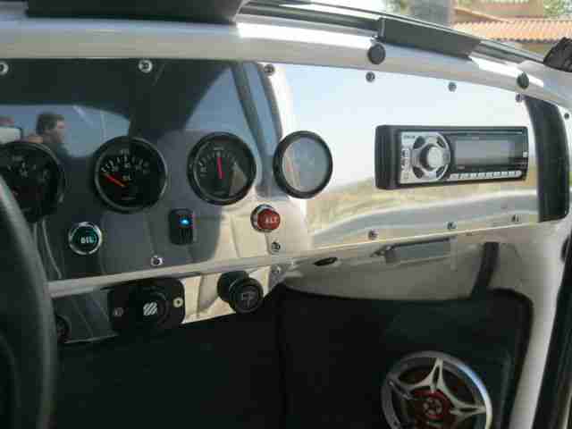 Custom dash includes full instrumentation and a modern audio system Custom dash includes full instrumentation and a modern audio system