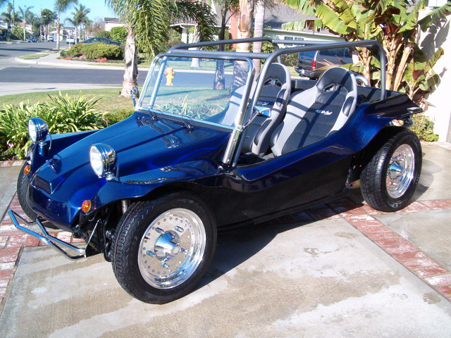 Freshly built custom street buggy by a local So Cal VW nut.