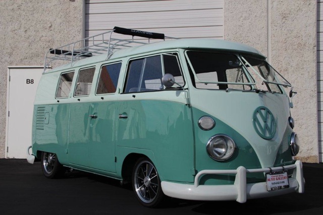 VW Microbus(2001) 1/72 ホンウェル - メルカリ